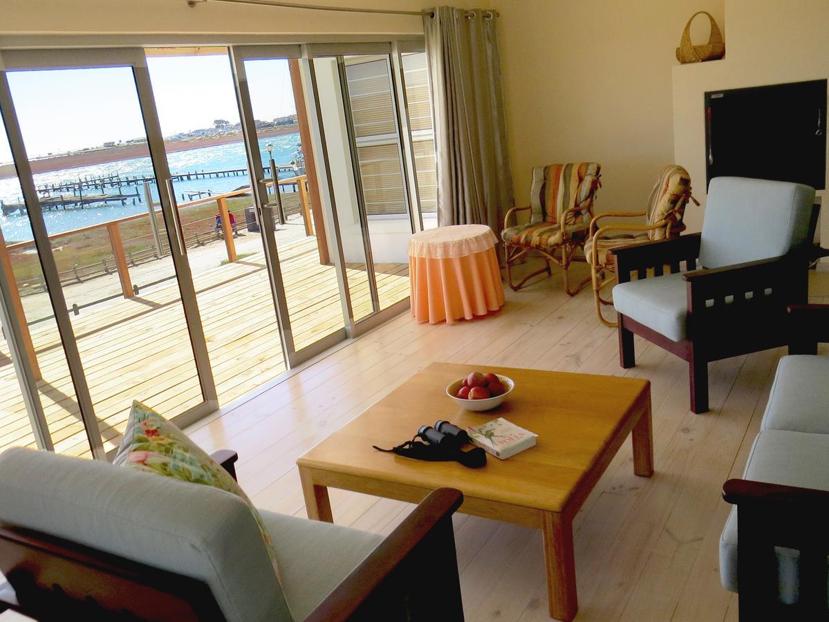 Flaminkevlei Waterfront Hotel Велдриф Екстериор снимка